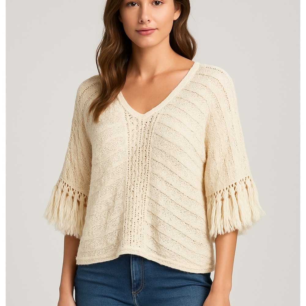 Cabi‎ Cream Knit V Neck Fringe Sleeve Sweater Women's Size M